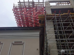 На суде выяснилось, кто в мэрии Воронежа «подарил» усадьбу Быстржинских строителям