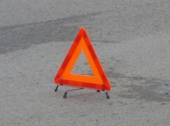 В Воронежской области при встречном столкновении «ВАЗ-2105» с грузовиком «МАЗ» погиб мужчина