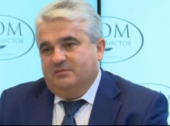 Чиновник изящно поиздевался над стоящими в пробках из-за виадука воронежцами