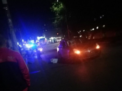 Опубликованы фото смертельного наезда иномарки на пешехода в Воронеже