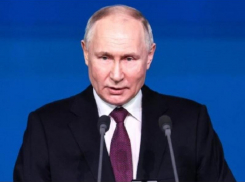 Госнаградой наградил воронежского машиниста Владимир Путин 