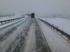 О смертельно опасном коварстве зимней трассы М-4 «Дон» предупредили водителей