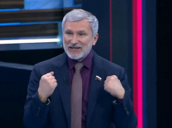 Испытать вакцину от коронавируса на чиновниках и депутатах предложил лидер «Родины»