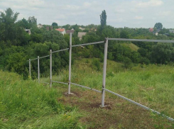 Пруд предков отрезали забором: жители требуют доступ к воде под Воронежем