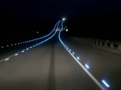 Подмигивающую водителям дорожную разметку показали под Воронежем 