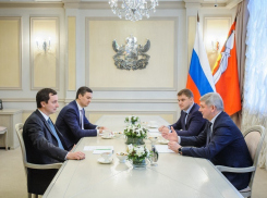 Воронежский губернатор Гусев и Рогозин обсудили дела на ВАСО