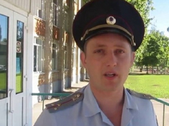 Борца с «фашистской шляпой» навестил полицейский по заявлению и.о. главы россошанской администрации