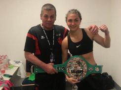Татьяна Зражевская завоевала пояс чемпионки мира по боксу