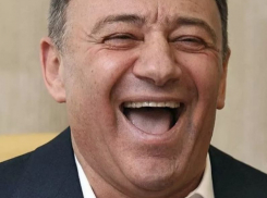 Семья владельца воронежского завода стала самой богатой в России