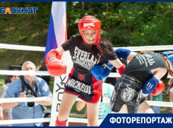 Яростные бои красивых девушек прошли на празднике в Воронеже