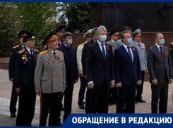 Защищенные чиновники постеснялись ветеранов без масок перед Днем Победы в Воронеже