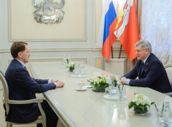 Даже Магадан поздравил: губернатор Гусев и правительство забыли про день рождения Гордеева