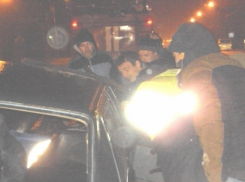 Рано утром в Воронеже «Фольксваген» влетел в отбойник на трассе: погиб пассажир
