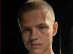 Короткостриженый 19-летний парень таинственно исчез в Воронежской области