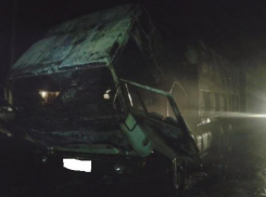 В Воронежской области сгорели КАМАЗ и «Газель»