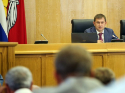 Из бюджета Воронежской области ушел 1 млрд рублей дефицита