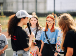 «Громко, весело и задорно»: как жители воронежского ЖК «Донские просторы» отметили День семьи, любви и верности 