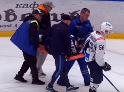 Унесли на носилках: что случилось с игроком «Бурана» Ильей Кругловым в матче с «Динамо»