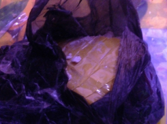 Под Воронежем из Москвы в Ростов 27-летний таджик перевозил 424 грамм героина