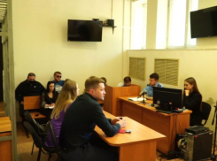 Процесс по уголовному делу о гибели 9-летней девочки затягивается в Воронеже