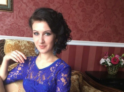 В Воронеже без вести пропала 21-летняя девушка с татуировками на ногах и руках