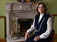 «Даже в самое трудное время люди продолжали влюбляться»: глава воронежского ЗАГС рассказала, как её коллеги работали во время ВОВ