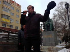 Андрей Померанцев из-за Сергея Колиуха примеряется к областной Думе 