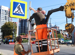 Сотни новых дорожных знаков появятся на улицах Воронежа