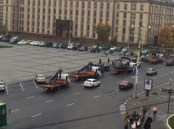 В ожидании короткой встречи Путина и Гордеева оцепили площадь Ленина