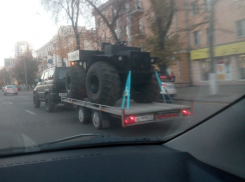 Неведомый вездеход сфотографировали на дороге в Воронеже