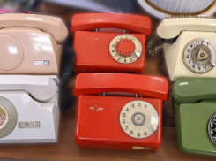 Старые дисковые телефоны собирают для бойцов в Воронеже