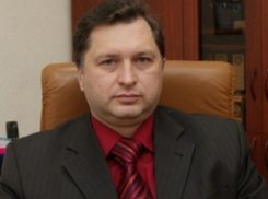 Константину Викторову родители учеников школы № 37 поставили «двойку»