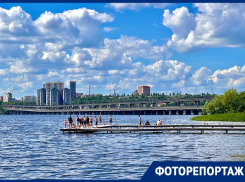 Купаюсь, где хочу: пляжный сезон открыли жители Воронежа