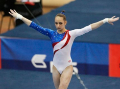 Двукратная чемпионка мира по спортивной гимнастике, уроженка Воронежа Виктория Комова, завершила карьеру