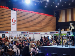 «Звездные» визажисты и выгодный бьюти-шопинг: зачем нужно идти на выставку «Стиль и красота»  