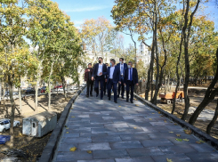 «Белый сад» и гранитные тропинки: как выглядит парк «Орленок» перед открытием в Воронеже 