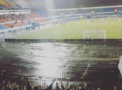 «Факел» проиграл на болотистом поле в Воронеже «Сибири»