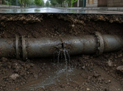В Воронеже без воды останутся десятки домов из-за аварии на водоводе