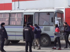 Облаву на мигрантов устроили силовики в распределительном центре «Магнита» под Воронежем 