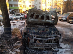 «Взрыв и пожар»: воронежцы рассказали о ночном ЧП