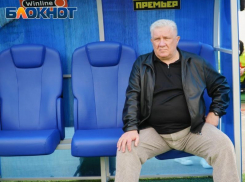 После четырёх поражений подряд воронежский «Факел» покинул главный тренер Сергей Ташуев