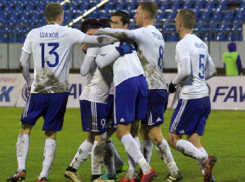 Воронежский «Факел» одержал победу над «Сибирью» благодаря голу плечом 