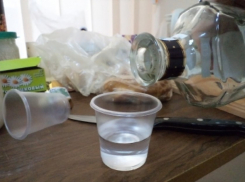 За смерть собутыльницы в Воронежской области уроженец Волгограда ответит в суде