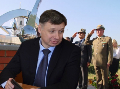 Итальянские фашисты, почитаемые властью Россоши, приехали на помощь нацгвардии Харькова