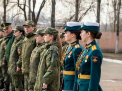 В Параде Победы в Воронеже впервые примут участие женщины-военнослужащие