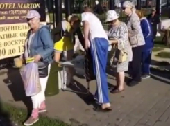 Работоспособный воронежец поживился благотворительной лапшой для пенсионеров