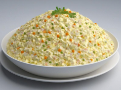 Предновогоднее подорожание: как выросли в цене ингредиенты «Оливье» в Воронеже 