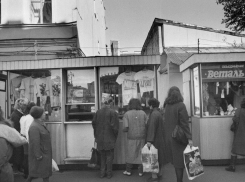 Войну с киосками и павильонами воронежские власти начинали еще 28 лет назад