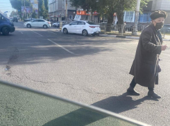 Бабушка-регулировщица спасла ситуацию: в центре Воронежа отключились светофоры 