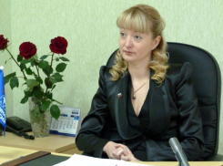 Юлия Попова любит поболтать на заседаниях Воронежской городской Думы